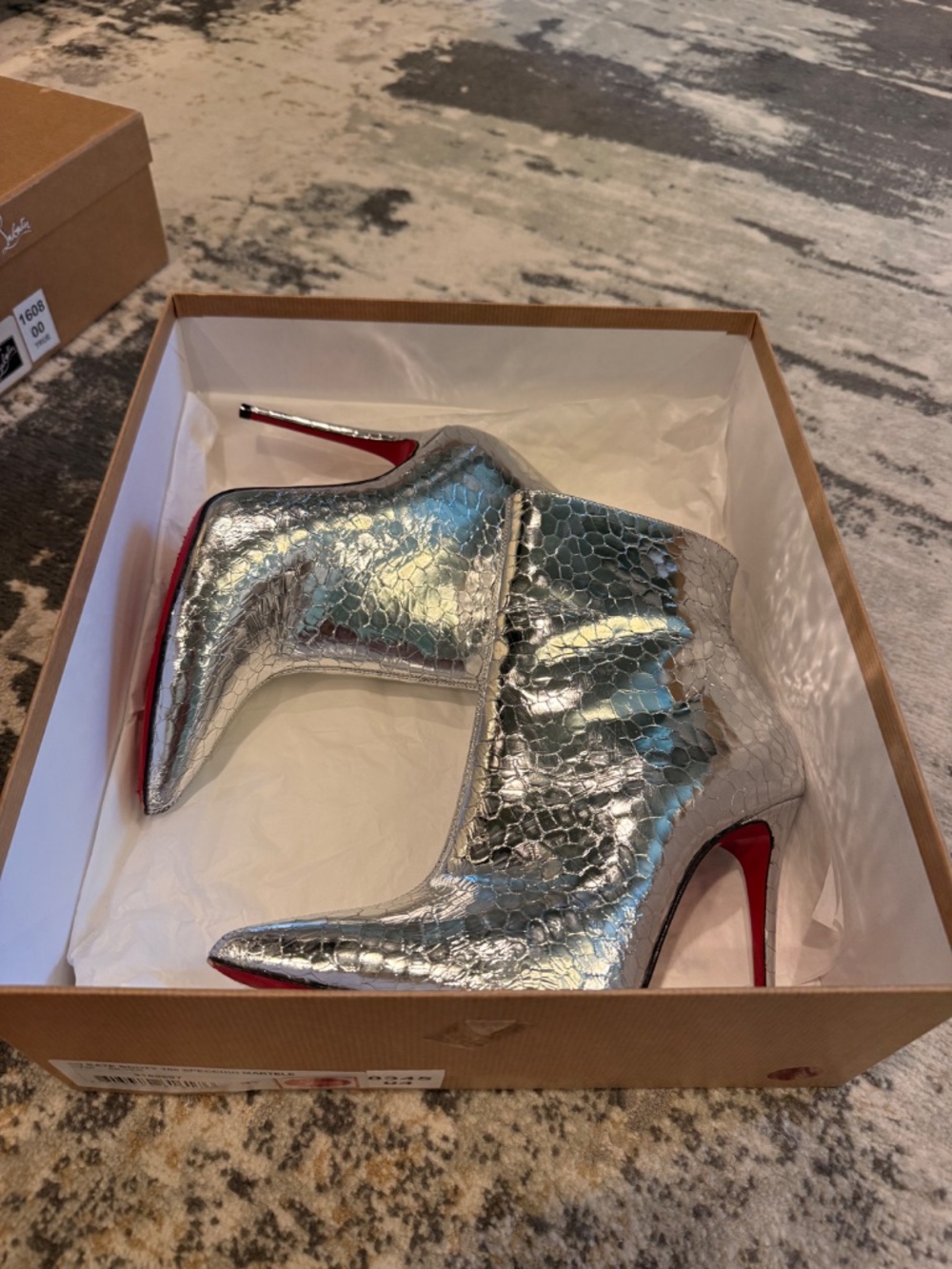 Christian Louboutin silver metallic booty - Picture 4 of 5